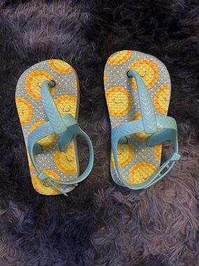 ❤️❤️ Baby/Toddler Sunny Smile Sandals in Light Blue and Yellow